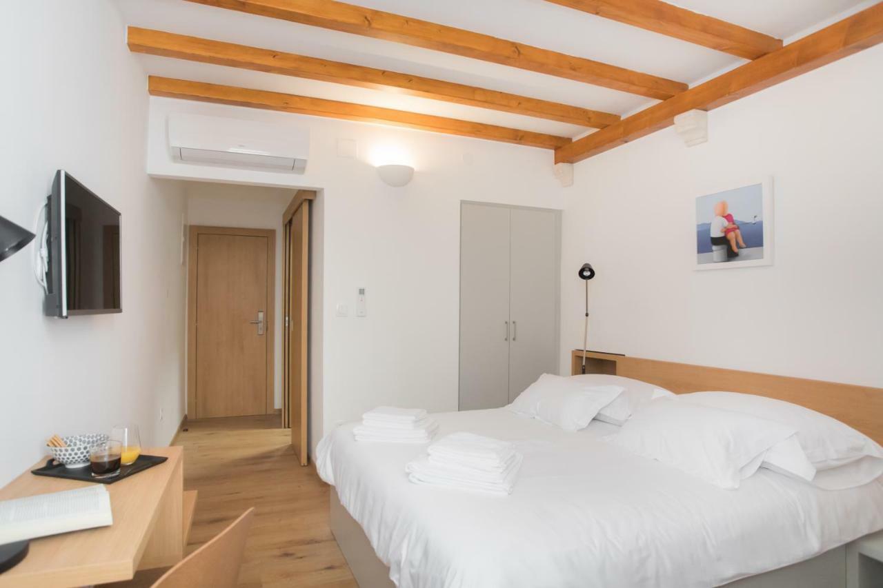 שיבניק Rooms Kala מראה חיצוני תמונה