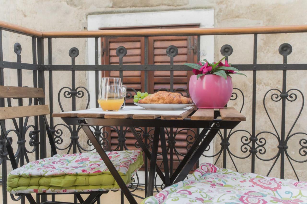 שיבניק Rooms Kala מראה חיצוני תמונה