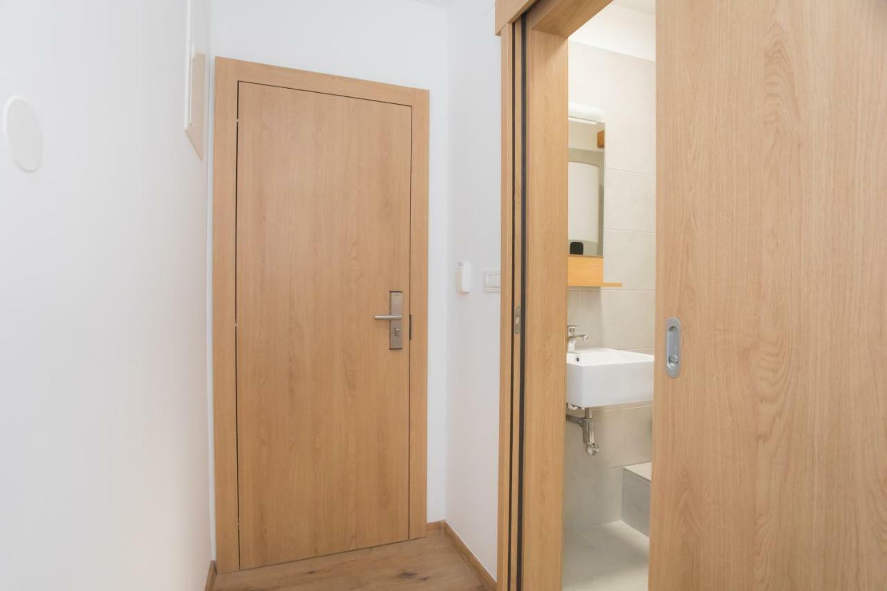 שיבניק Rooms Kala מראה חיצוני תמונה