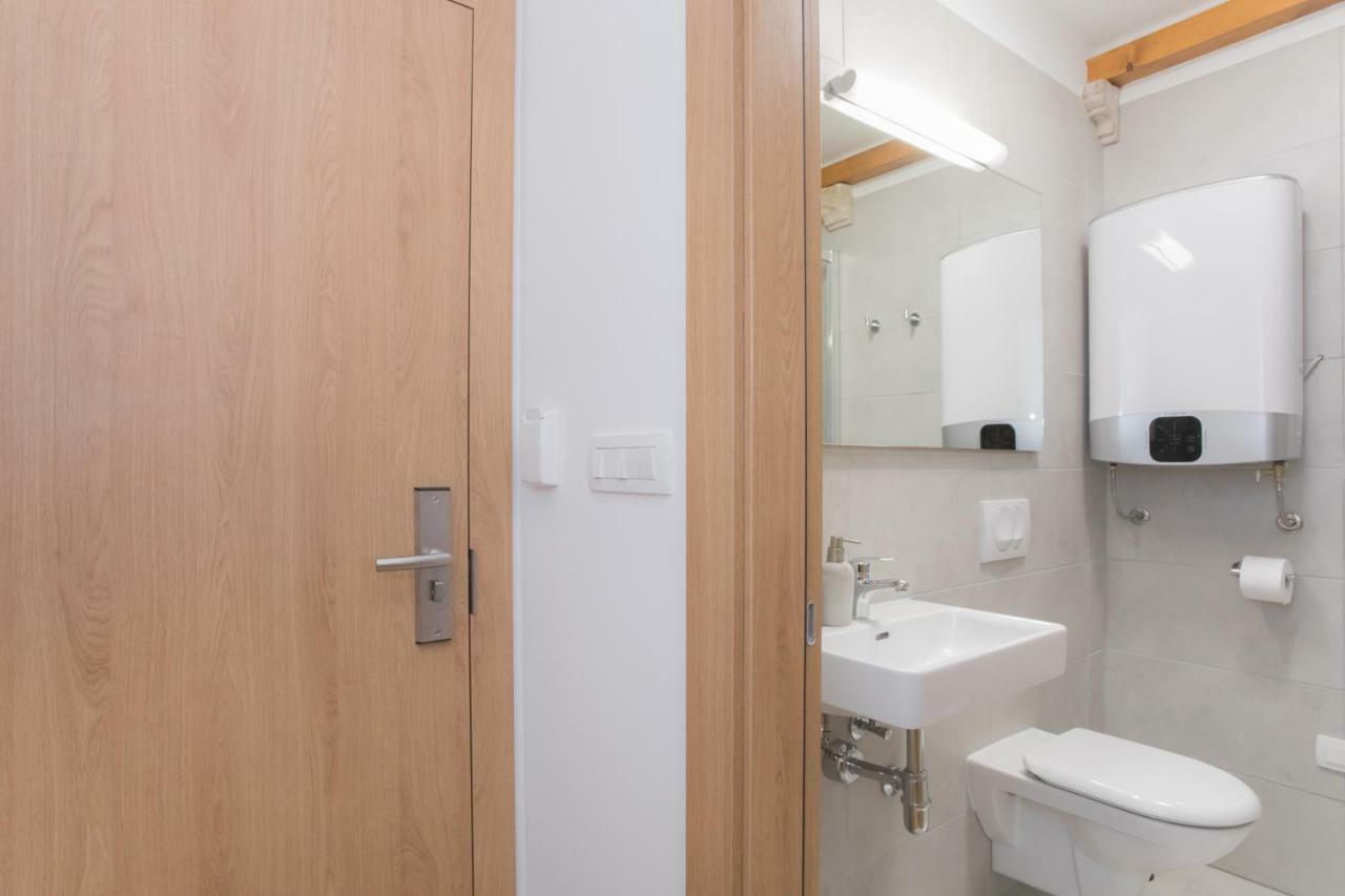 שיבניק Rooms Kala מראה חיצוני תמונה
